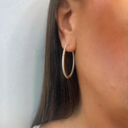Boucles d'oreilles Créoles flex diamants 1.50 Ct Enrica or jaune portées